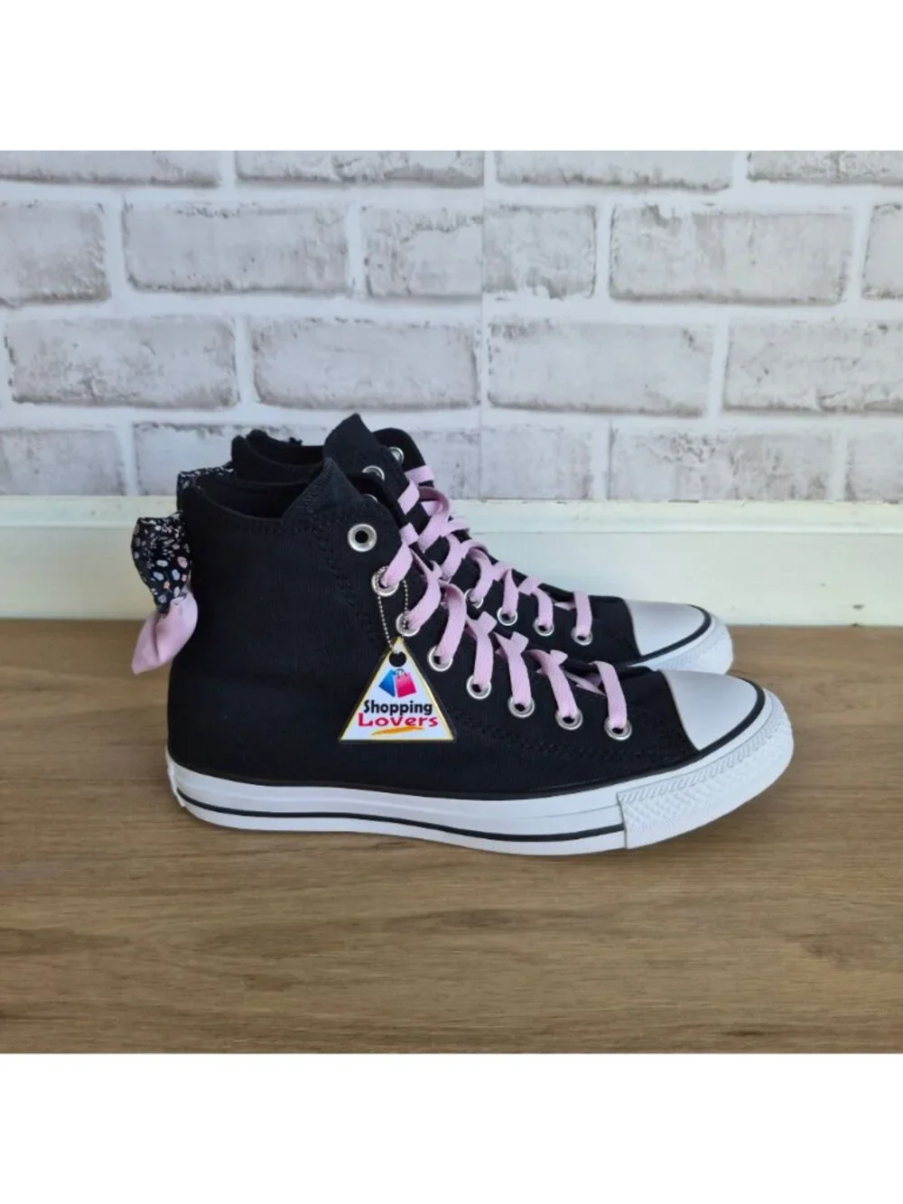 ⭐Converse Chuck Taylor Floral Bow Hi Size 7.5 Men's shoes Sneaker Black A19824F